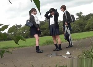 japanese pissing video